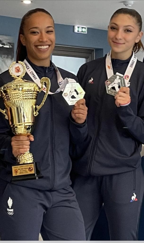 À la Conquête du Monde : Helvetia Taily et Romane Laetao, Les Espoirs du Karaté Français — Athletic Karaté Arnouville — photo 1