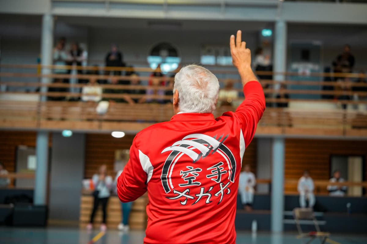 Entraînement de karaté au club Athletic Karaté Arnouville